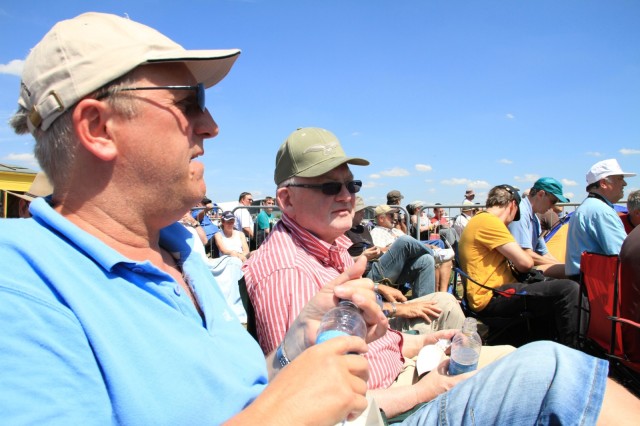 Torgeir P og Arne F p Flying Legends 2010