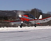 Omtrent alle fly var i lufta 7. mars 2004. 15MB WMV (Foto: Espen Dahl)
